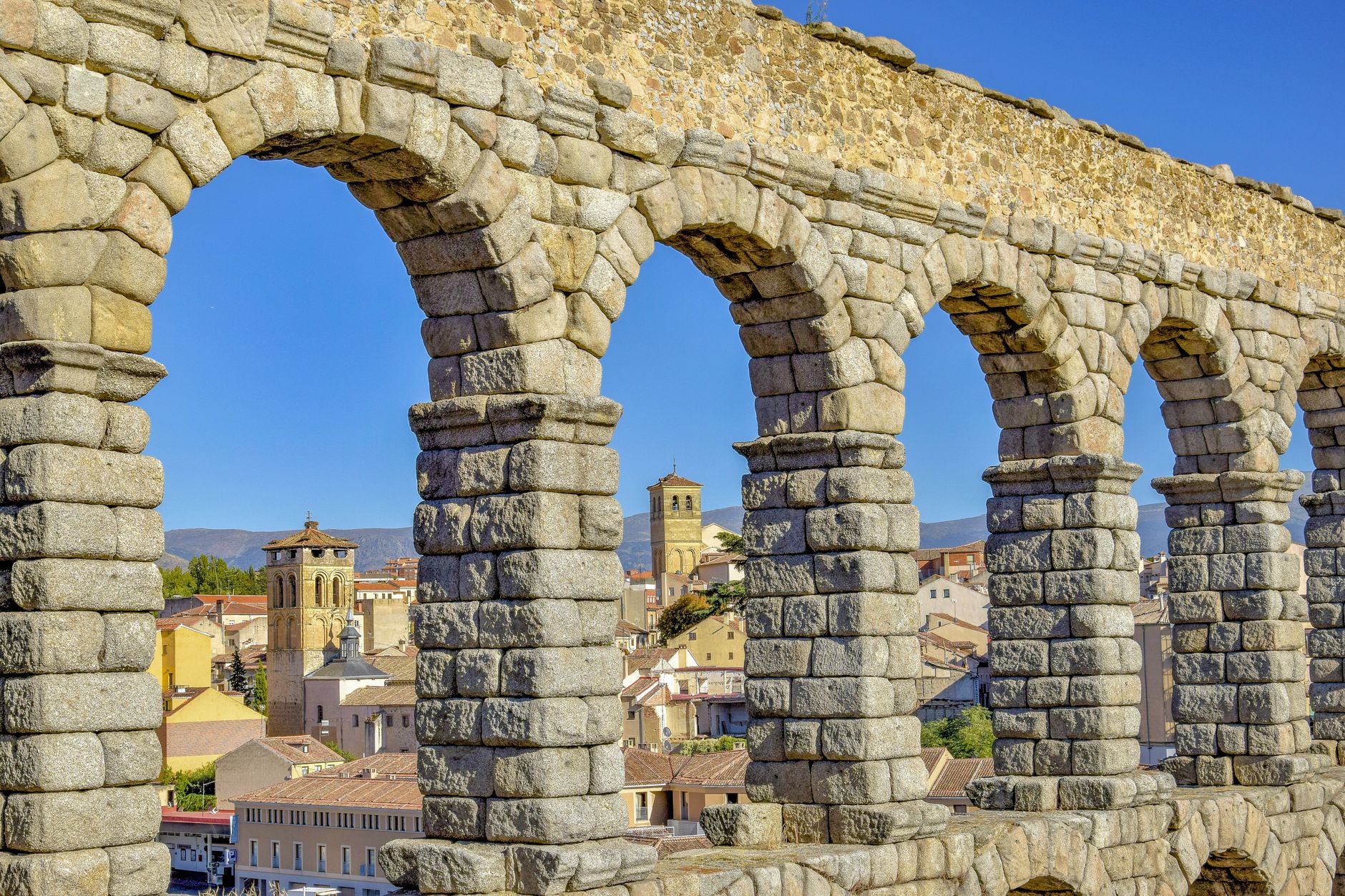 Segovia cosa vedere: acquedotto e Alcázar
