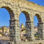 Segovia cosa vedere: acquedotto e Alcázar