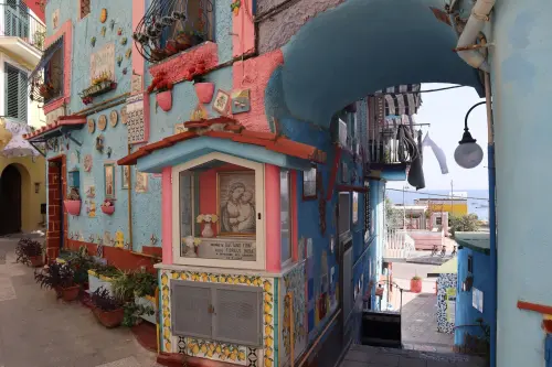 Vietri sul Mare: ceramiche e Costiera Amalfitana