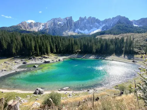 Lago di Carezza: colori, geologia e gestione