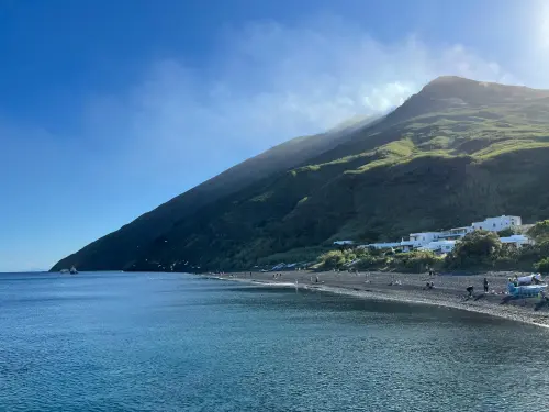 Filicudi: guida all'isola selvaggia delle Eolie